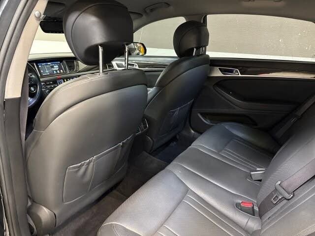 Used 2020 Genesis G80 3.8 RWD image 36
