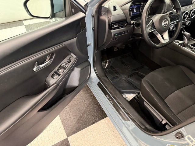 Used 2024 Nissan Sentra SV image 28