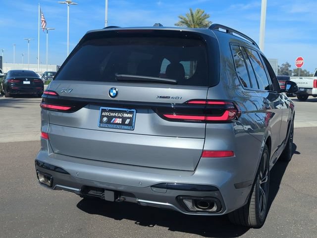 Used 2026 BMW X7 xDrive40i w/ M Sport Package AWD/4WD image 7