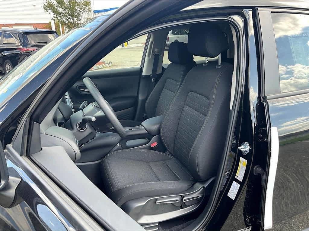 New 2026 Honda HR-V LX image 11