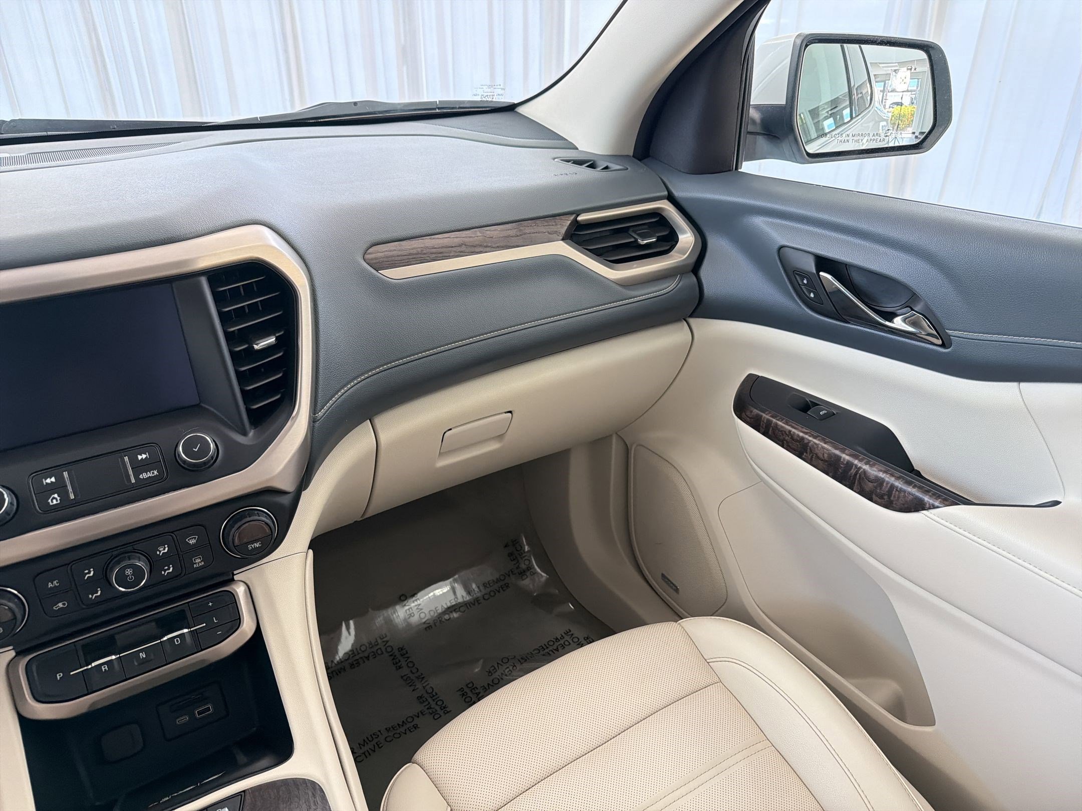 Used 2022 GMC Acadia Denali w/ Denali Ultimate Package image 29