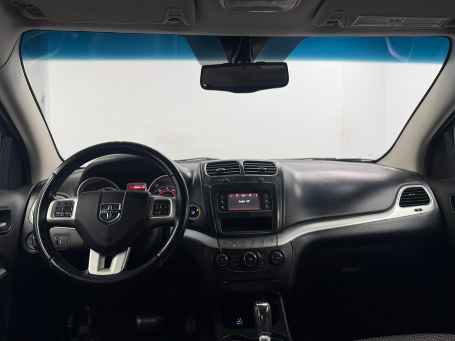 Used 2017 Dodge Journey SE w/ Flexible Seating Group FWD image 37