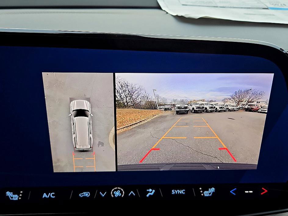 New 2026 Chevrolet Suburban Z71 w/ Z71 Off-Road Package image 21