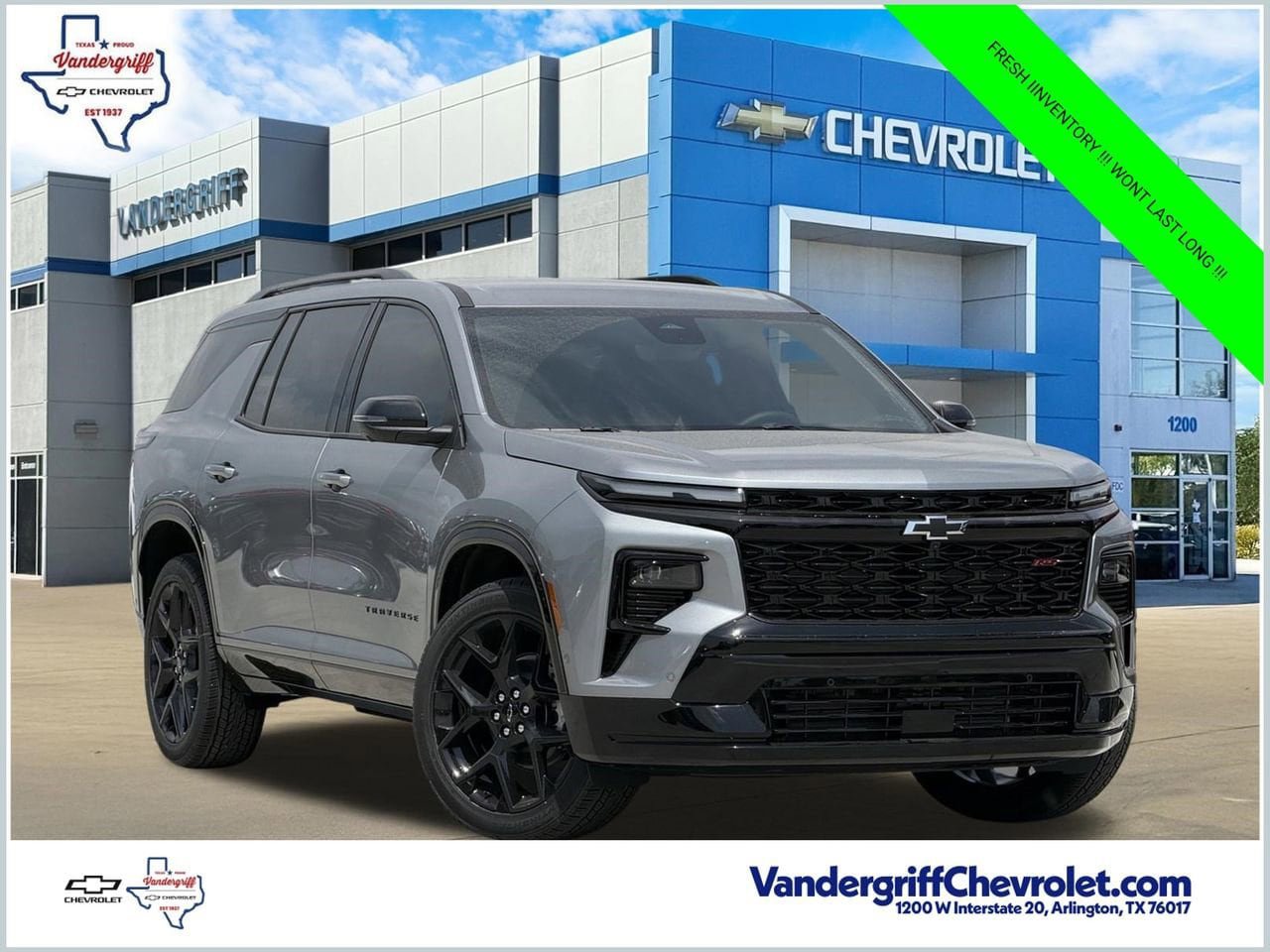 New 2026 Chevrolet Traverse RS AWD/4WD image 1