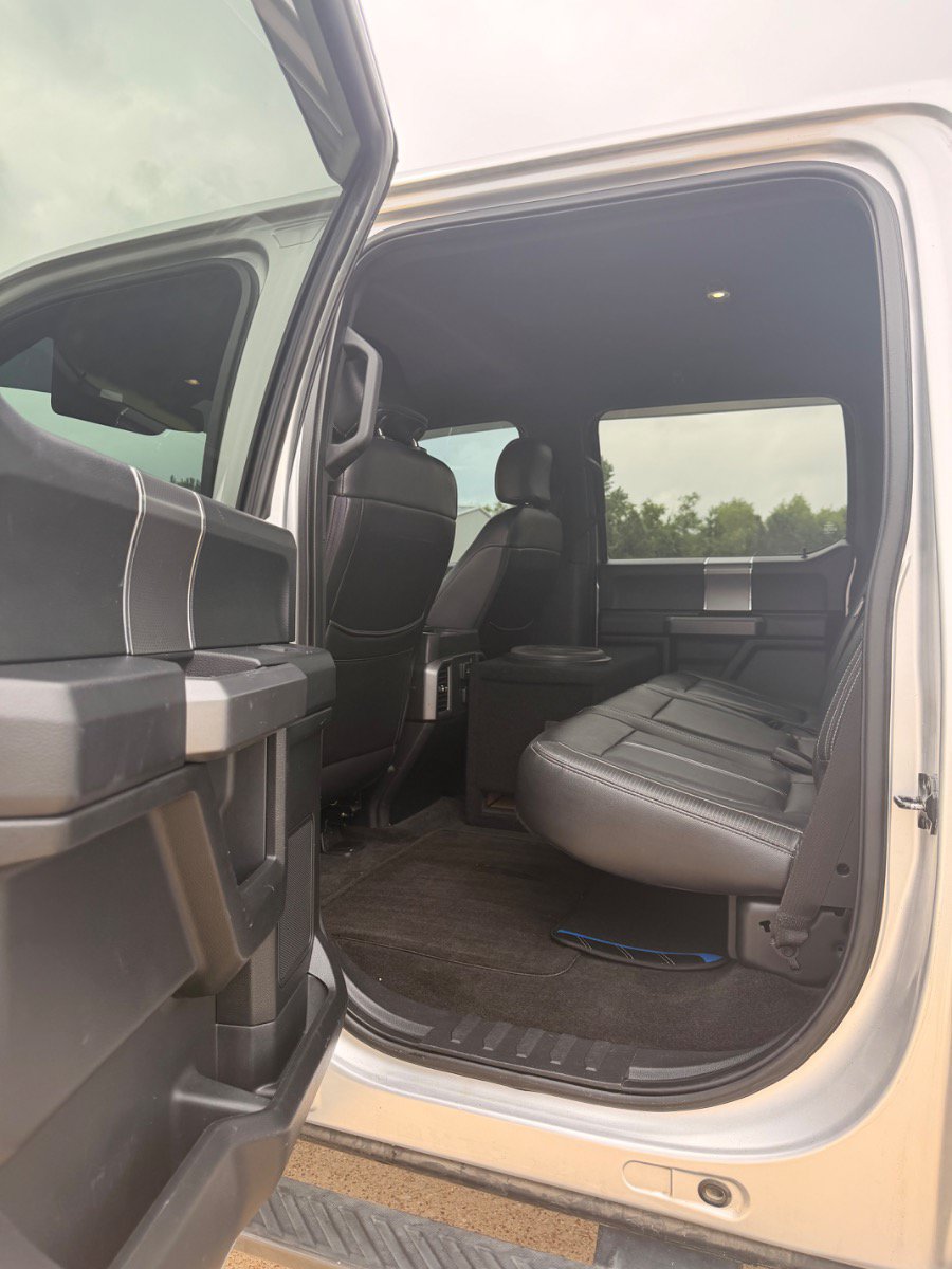 Used 2015 Ford F150 XLT w/ Equipment Group 301A Mid AWD/4WD image 21