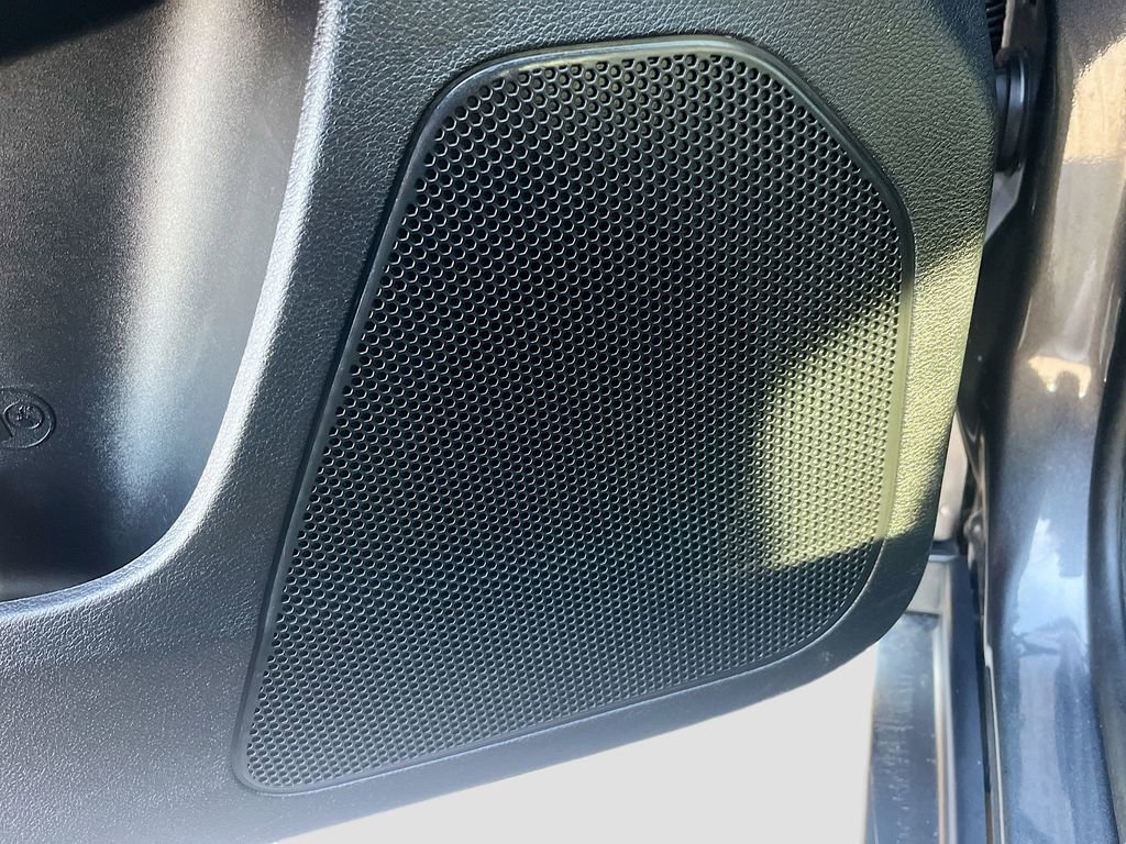 Used 2022 Jeep Cherokee Trailhawk image 18