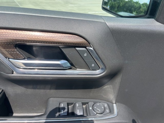 Certified 2024 Chevrolet Silverado 1500 LT w/ Z71 Off-Road Package image 16