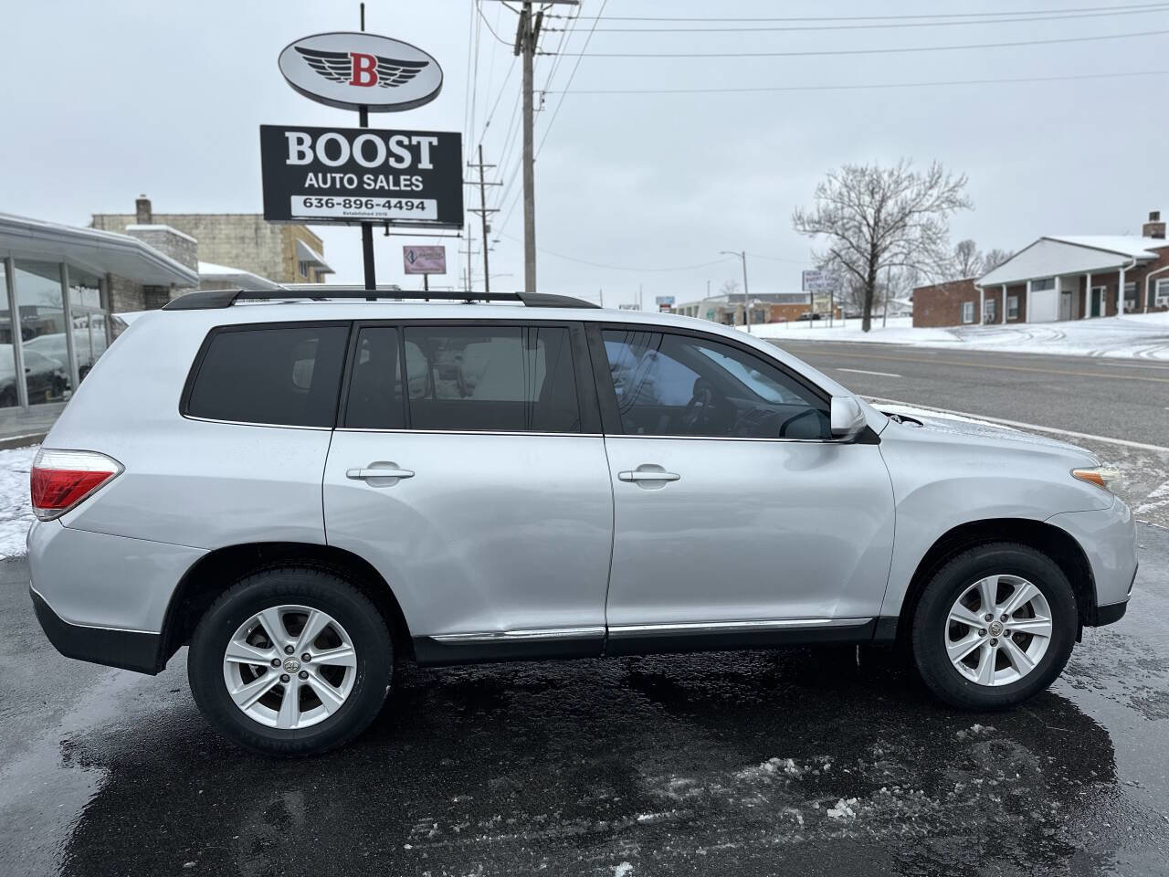 Used 2013 Toyota Highlander Plus image 9