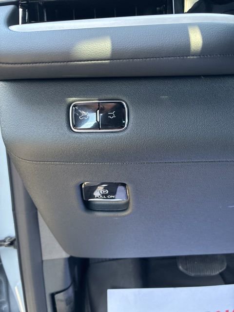 New 2025 Lincoln Navigator L Reserve w/ Jet Appearance Package image 13