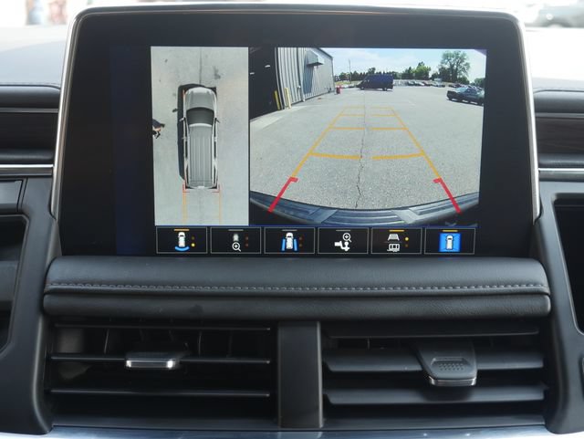Used 2023 Chevrolet Suburban Z71 w/ Luxury Package AWD/4WD image 6