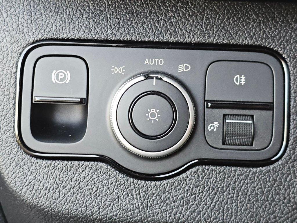 New 2025 Mercedes-Benz Sprinter 2500 image 21