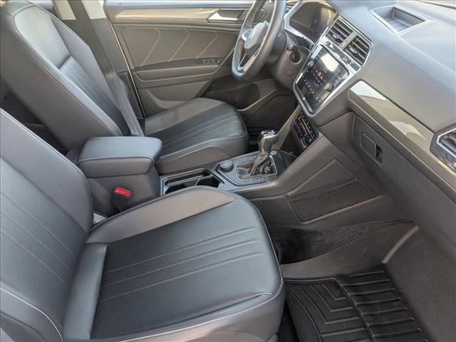 Used 2022 Volkswagen Tiguan SE image 19