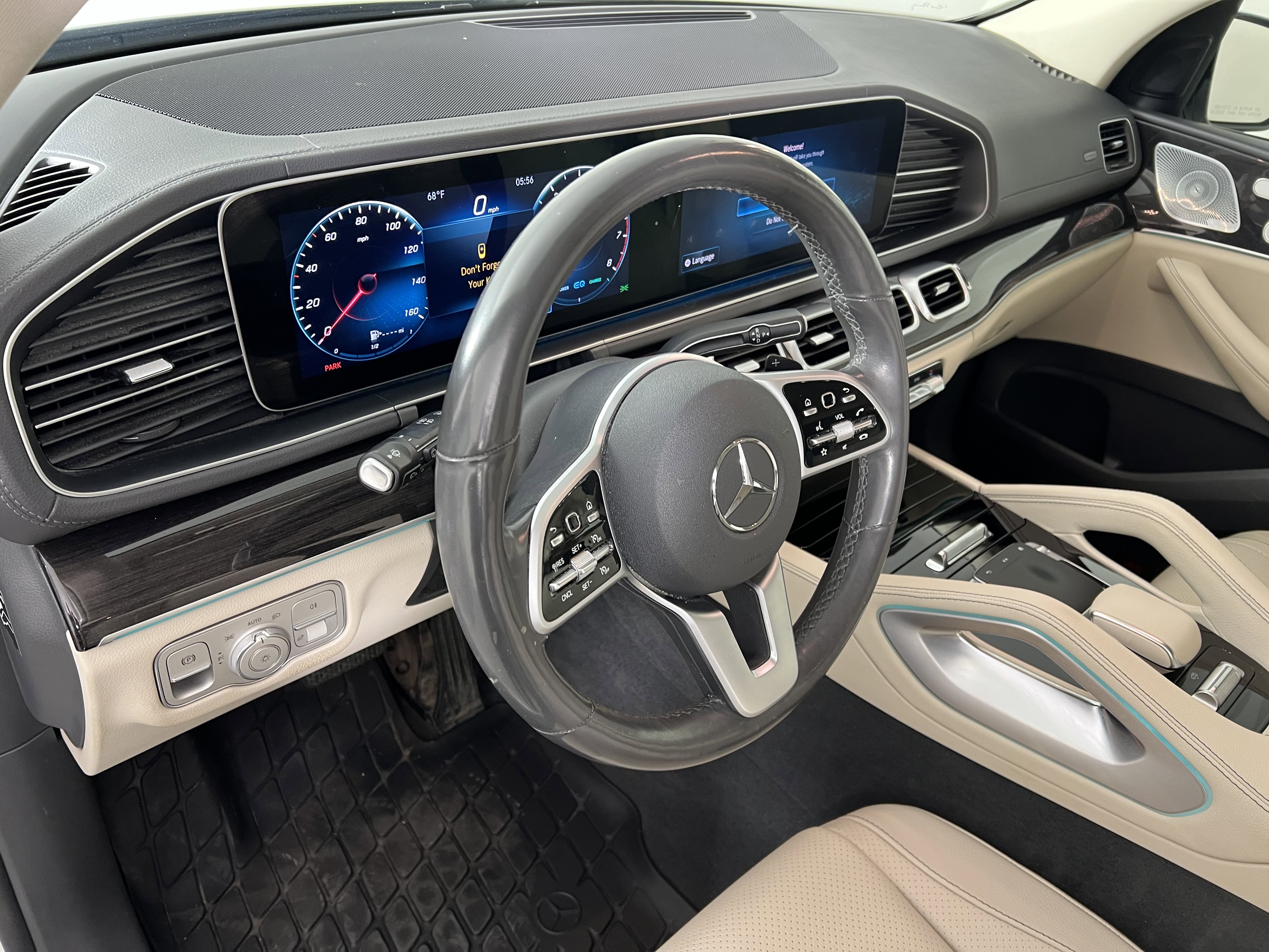 Used 2020 Mercedes-Benz GLS 450 4MATIC image 17