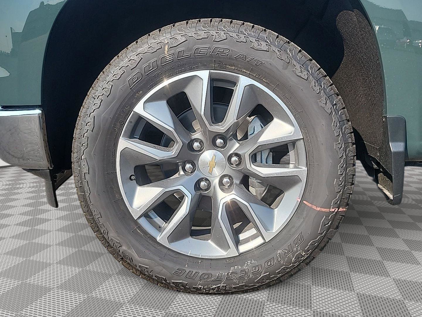 New 2025 Chevrolet Silverado 1500 LT image 24