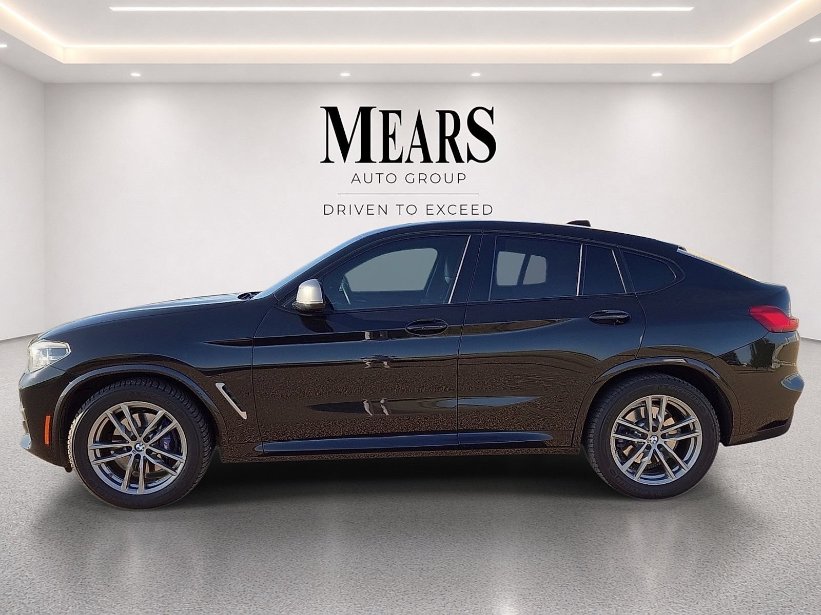 Used 2019 BMW X4 M40i w/ Driving Assistance Package AWD/4WD image 2