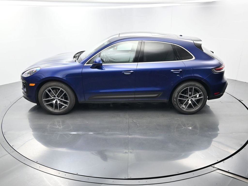 Certified 2022 Porsche Macan S image 34