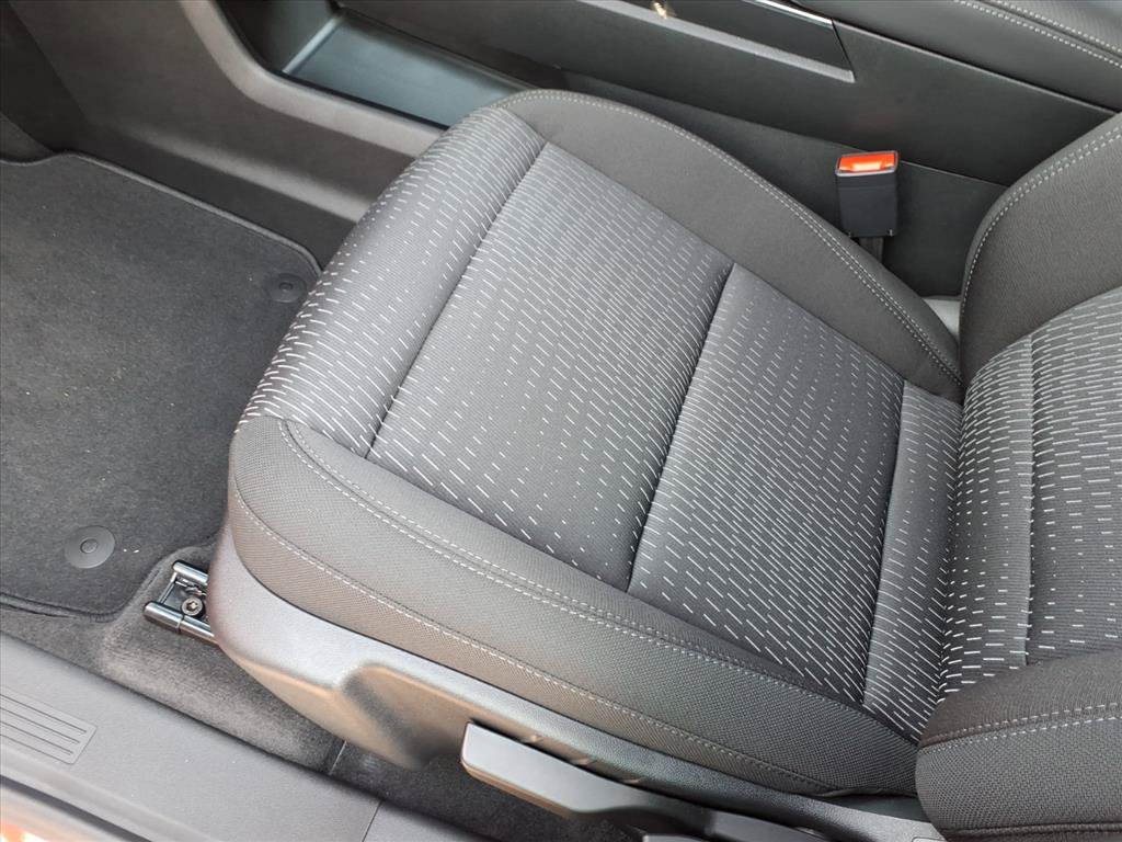 New 2027 Chevrolet Equinox LT FWD image 15