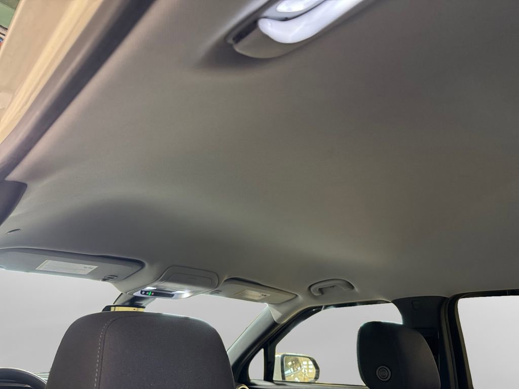 Used 2021 Chevrolet Blazer LT image 23