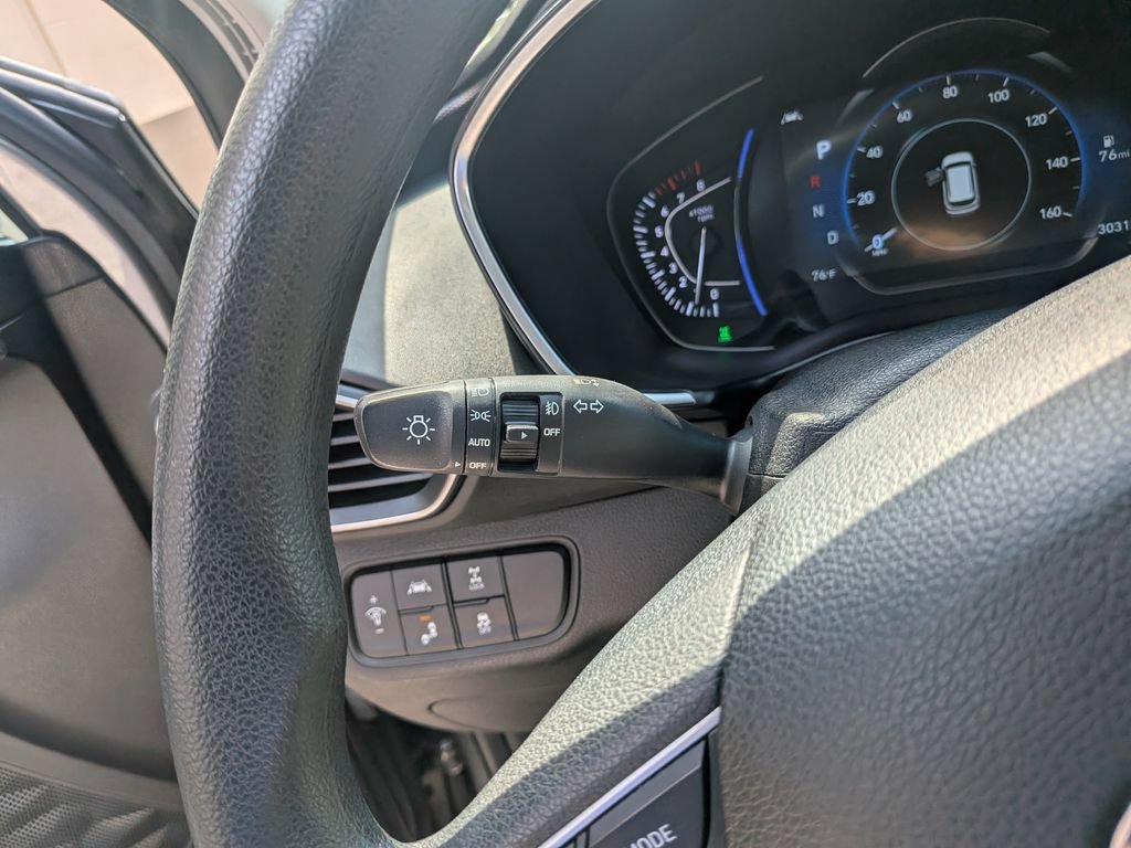 Used 2019 Hyundai Santa Fe SEL AWD/4WD image 29