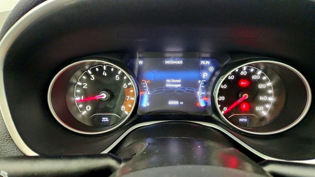 Used 2018 Jeep Compass Limited w/ Navigation Group AWD/4WD image 15