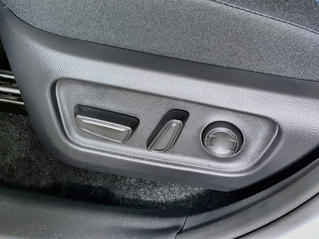 New 2026 Toyota RAV4 SE AWD/4WD image 13