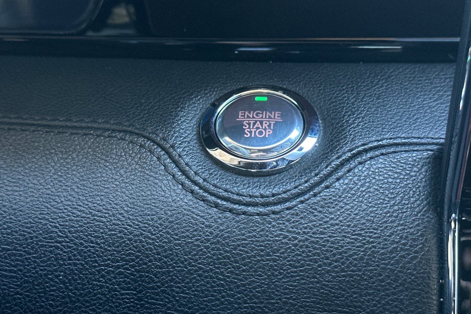 Used 2023 Lincoln Navigator L Reserve image 24