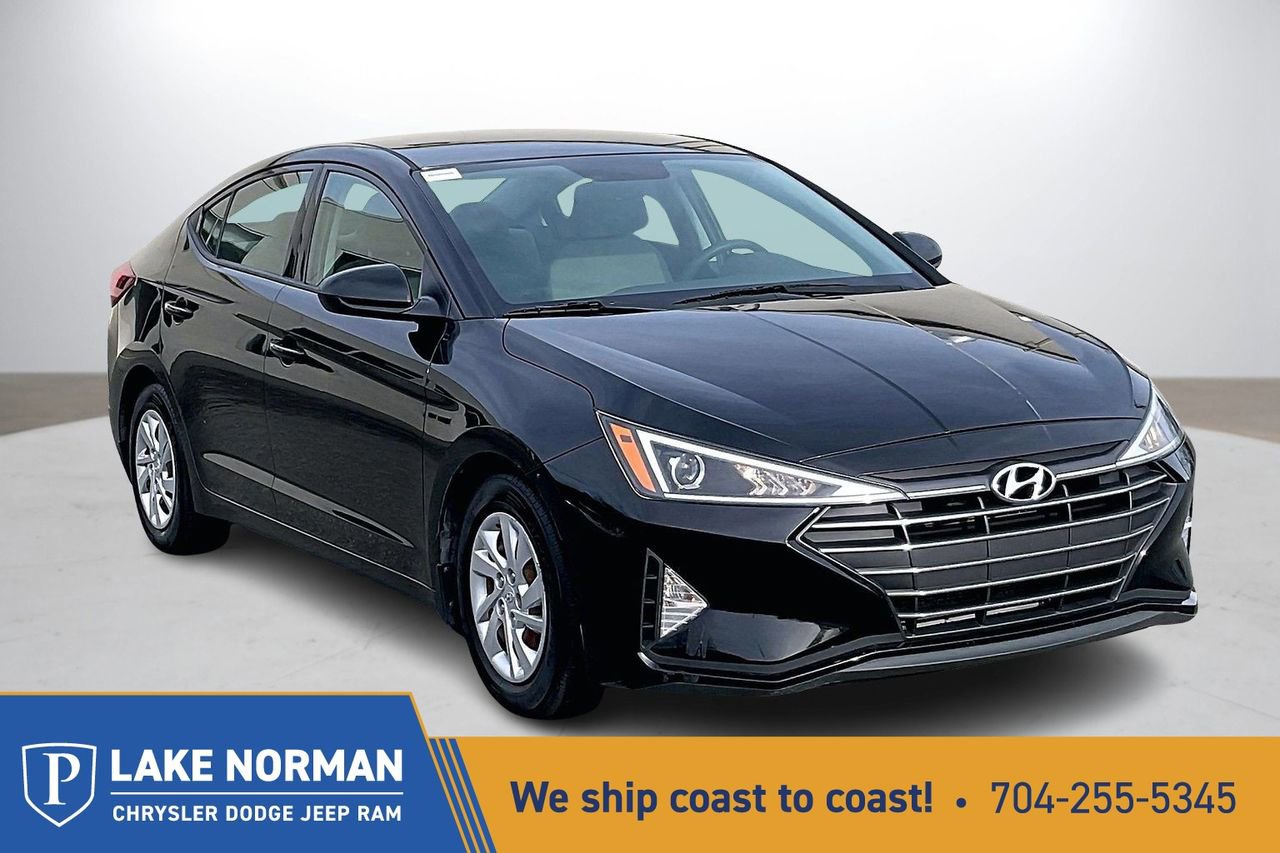 Used 2019 Hyundai Elantra SE image 1