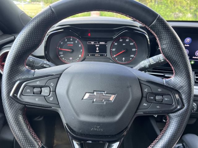 Used 2024 Chevrolet Trax RS w/ Driver Confidence Package FWD image 19