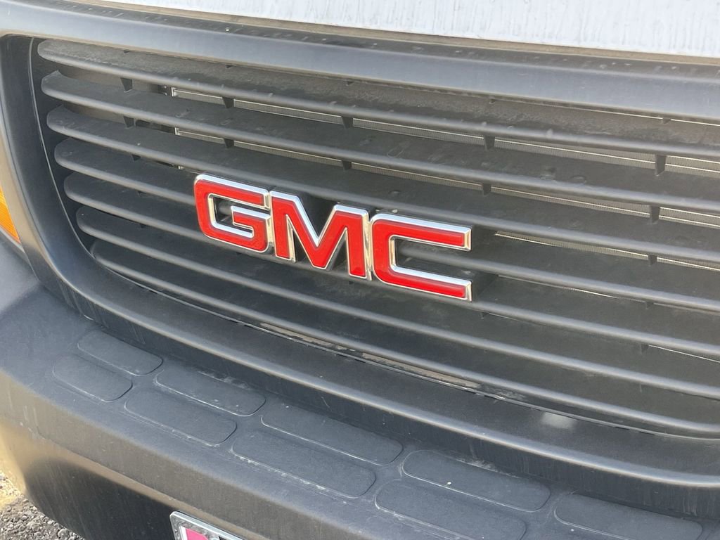 New 2025 GMC Savana 2500 Extended w/ Driver Convenience Package image 30