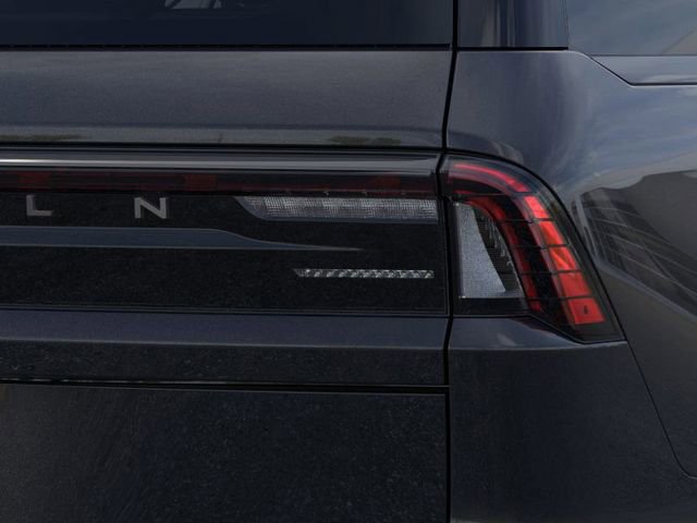 New 2026 Lincoln Navigator Reserve w/ Jet Appearance Package image 21