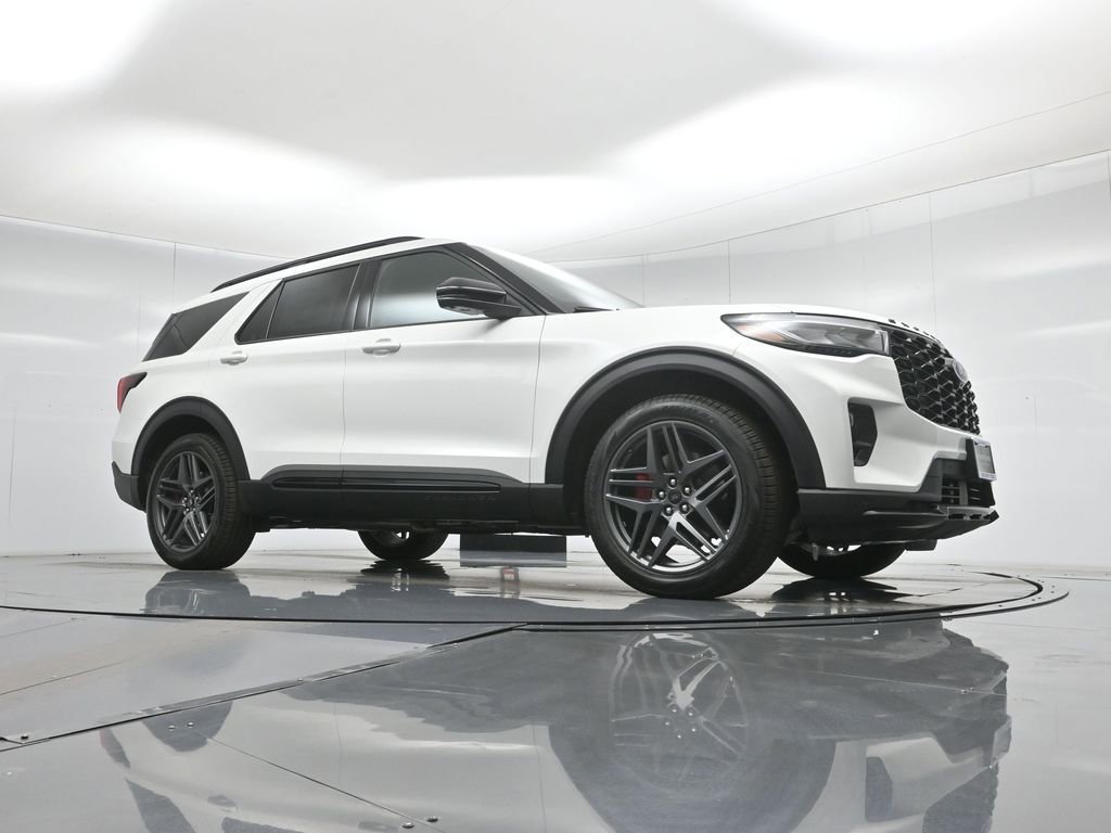 New 2026 Ford Explorer ST image 46