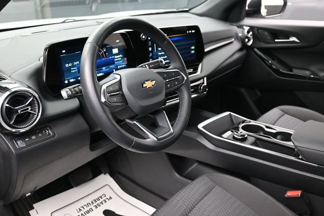 Used 2026 Chevrolet Equinox LT w/ LPO, Floor Liner Package AWD/4WD image 14