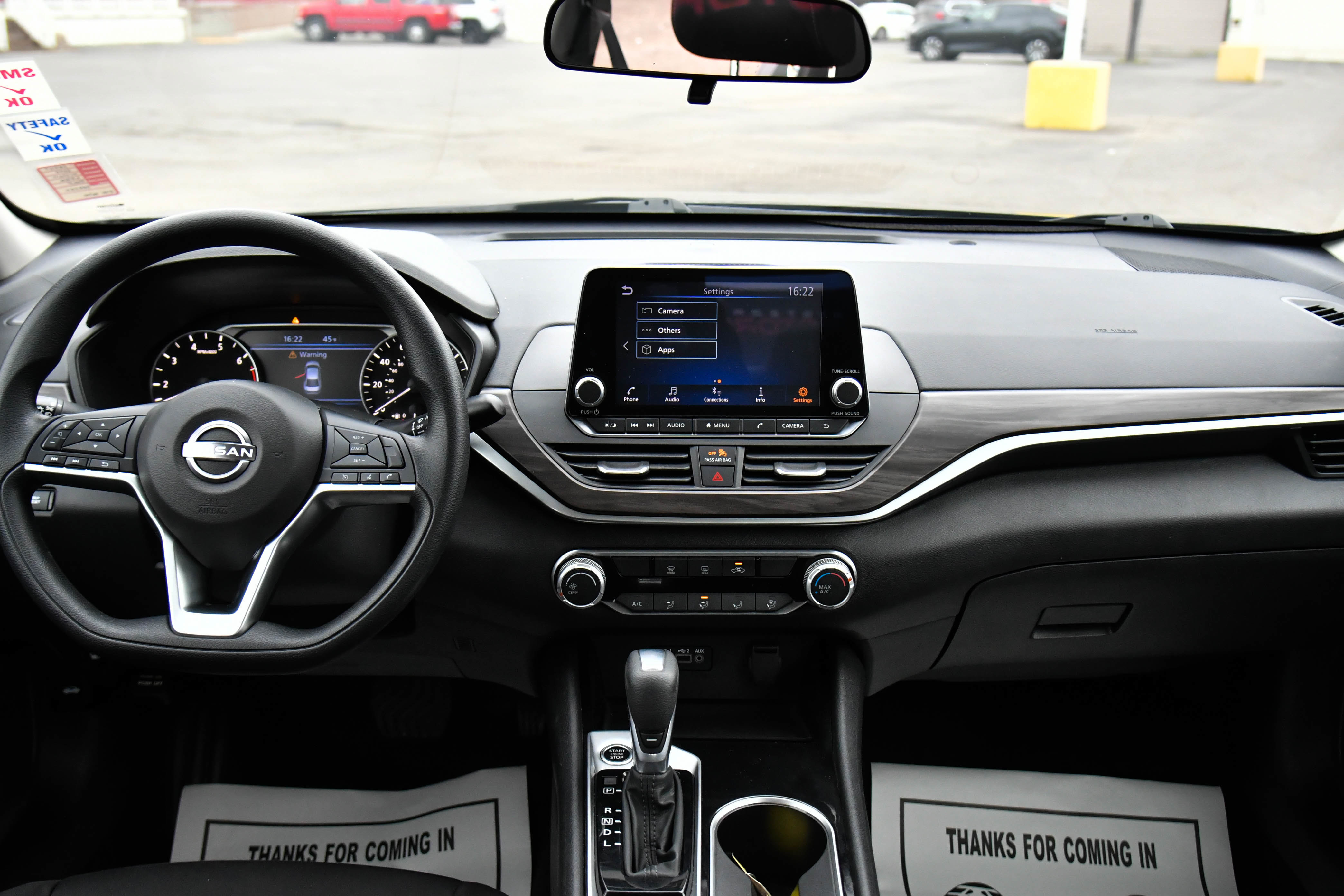 Used 2024 Nissan Altima 2.5 SV image 33