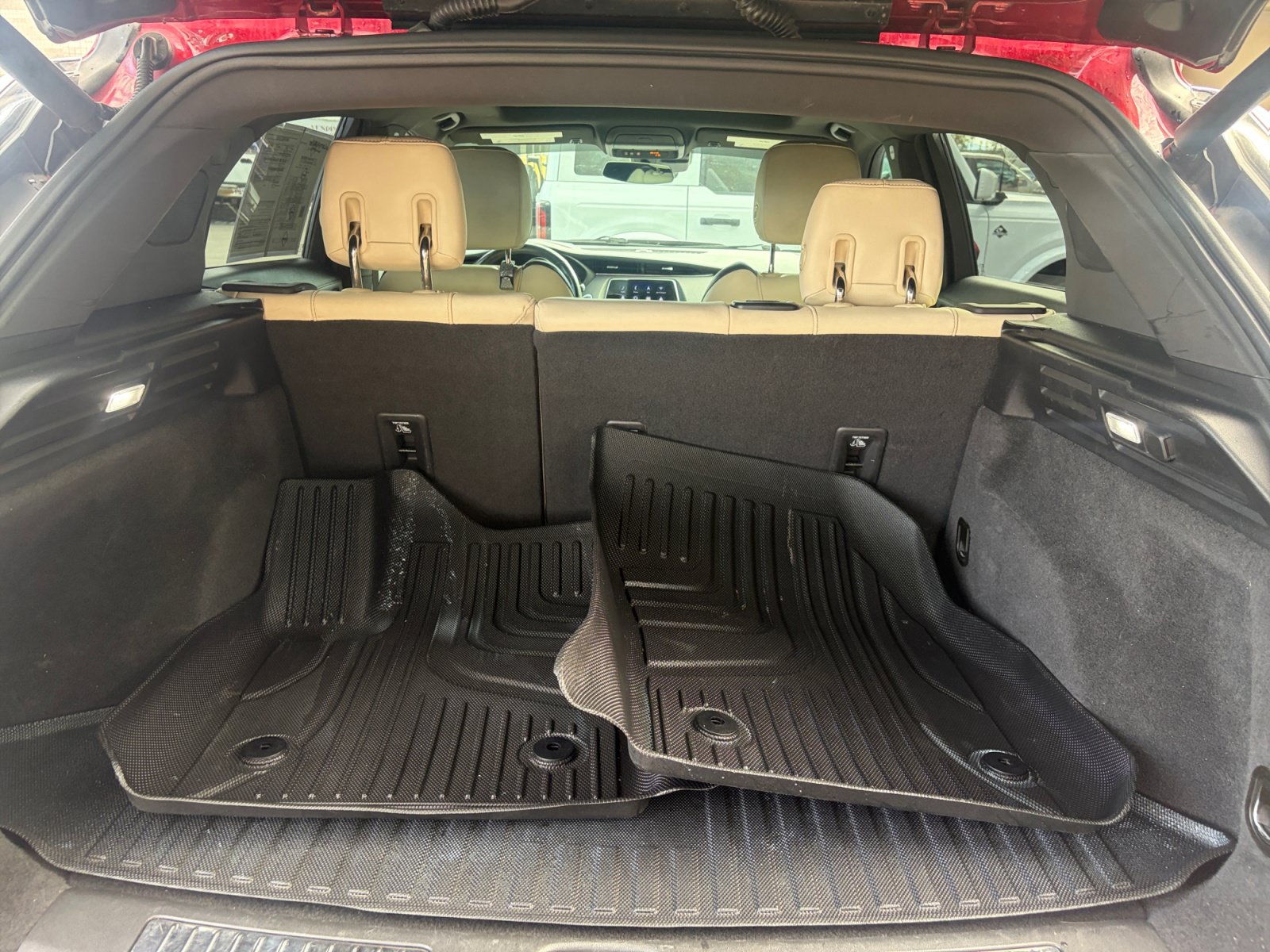 Used 2020 Cadillac XT4 Sport AWD/4WD image 27
