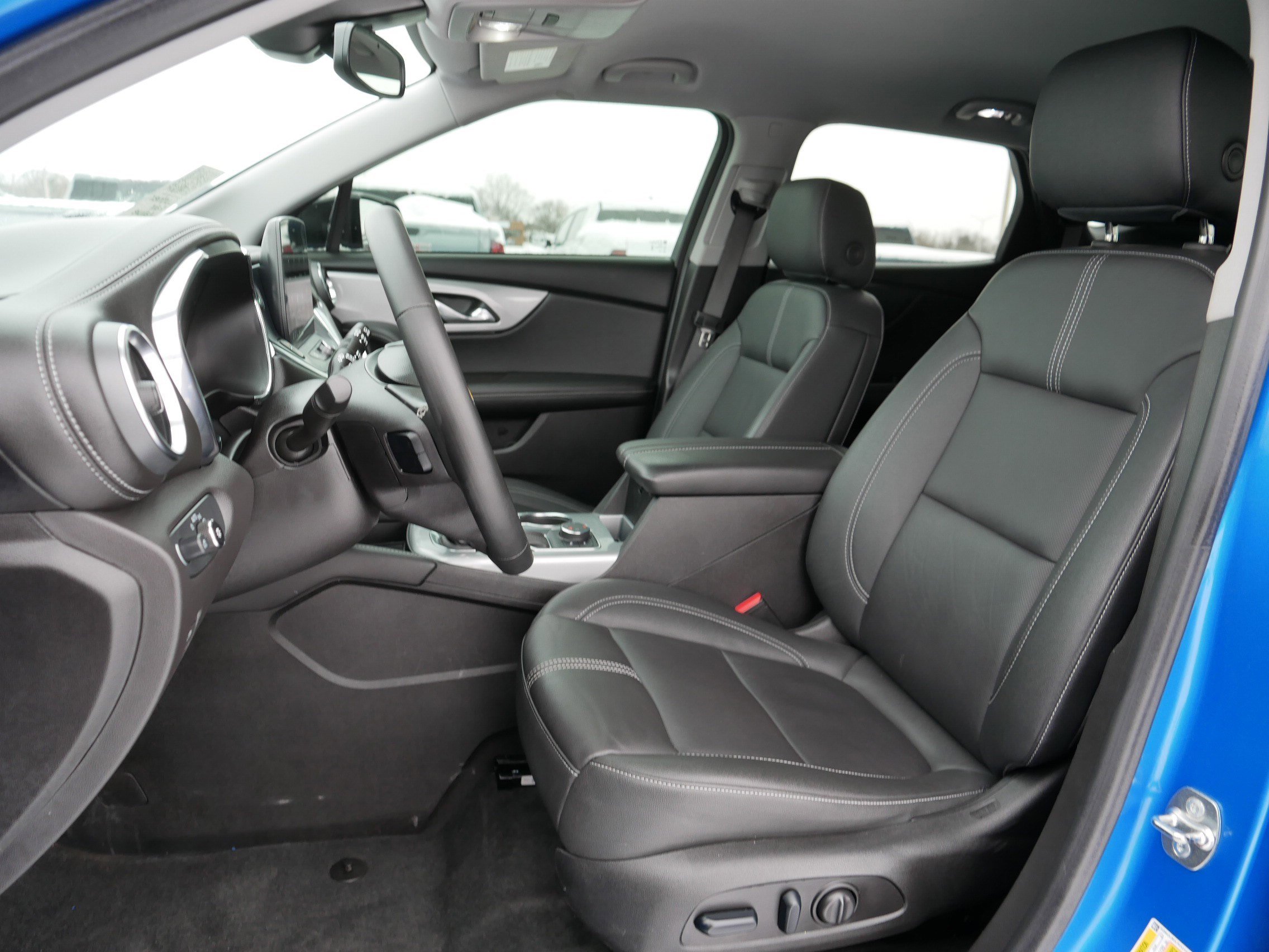 Used 2024 Chevrolet Blazer LT w/ Midnight/Sport Edition image 35