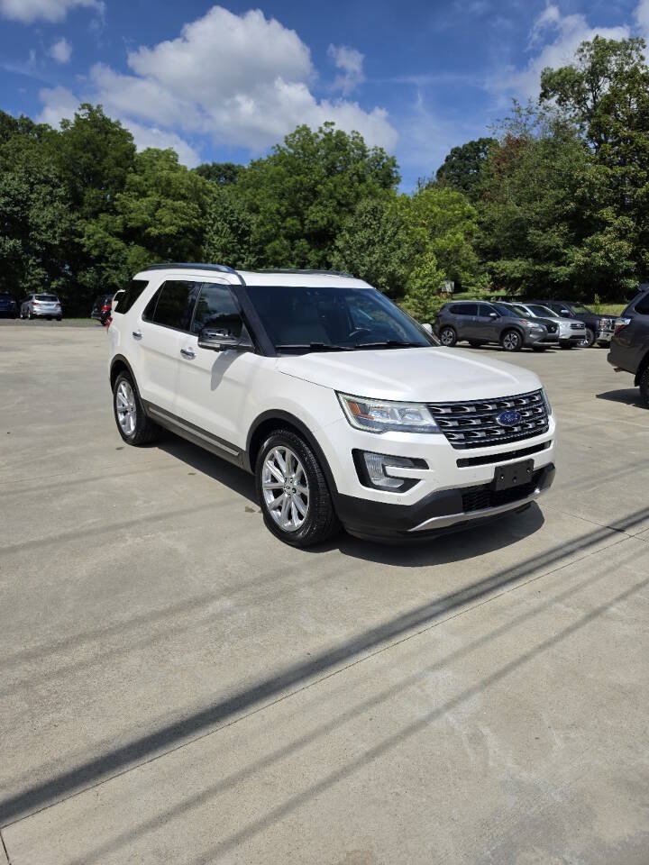 Used 2016 Ford Explorer Limited AWD/4WD image 8