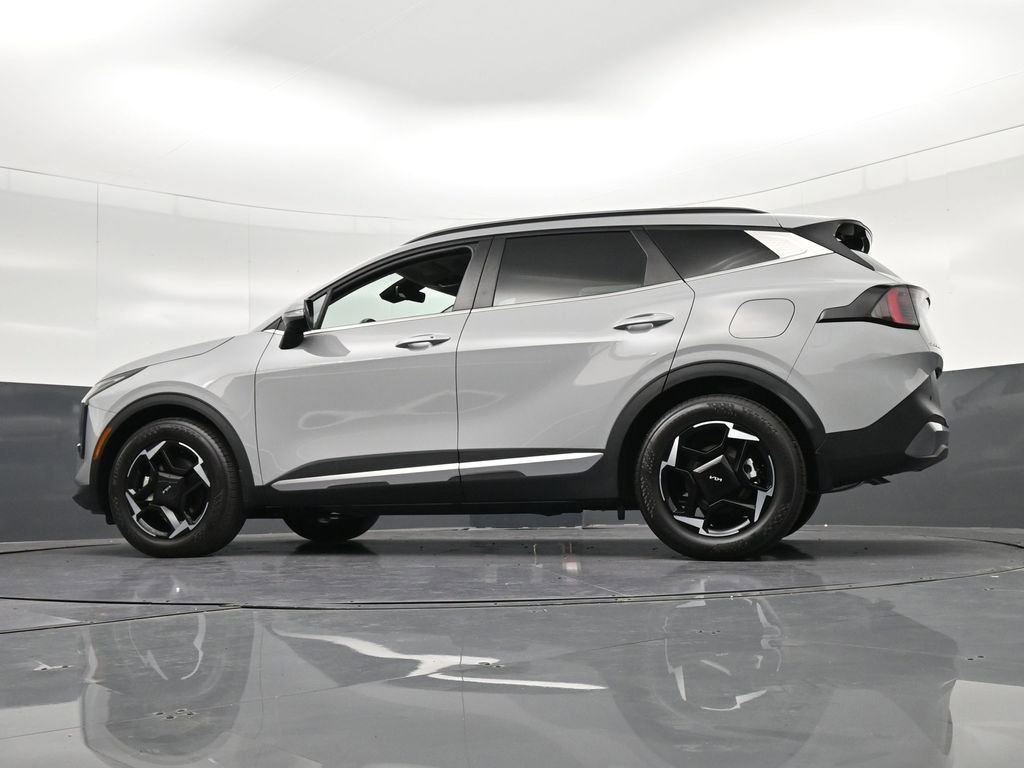 Used 2026 Kia Sportage EX w/ EX Panorama Roof Package FWD image 36