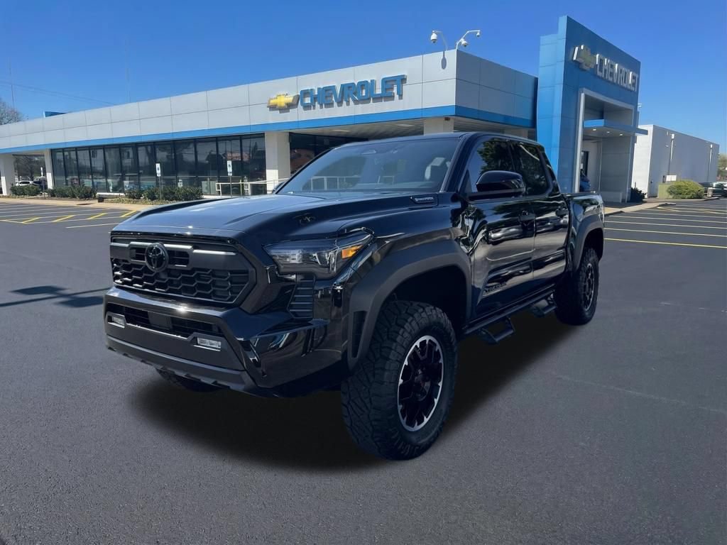 Used 2026 Toyota Tacoma TRD Off-Road AWD/4WD image 3