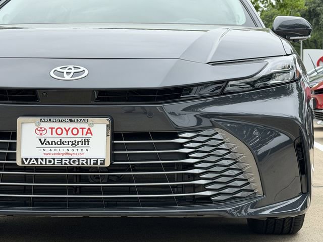 New 2026 Toyota Camry XLE AWD/4WD image 9