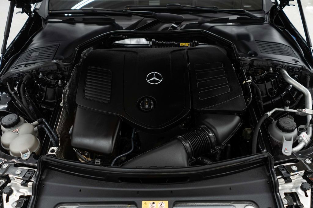 Used 2023 Mercedes-Benz C 300 C 300 4MATIC Sedan w/ Pinnacle Trim Package image 43