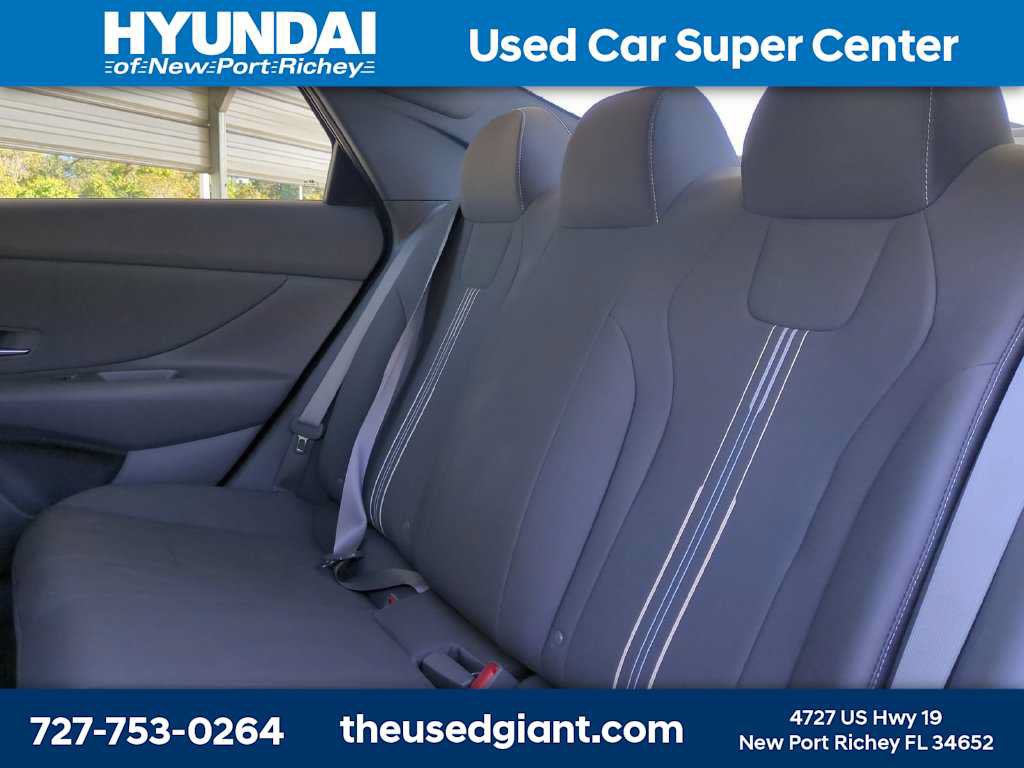 Used 2023 Hyundai Elantra SEL w/ Convenience Package FWD image 13