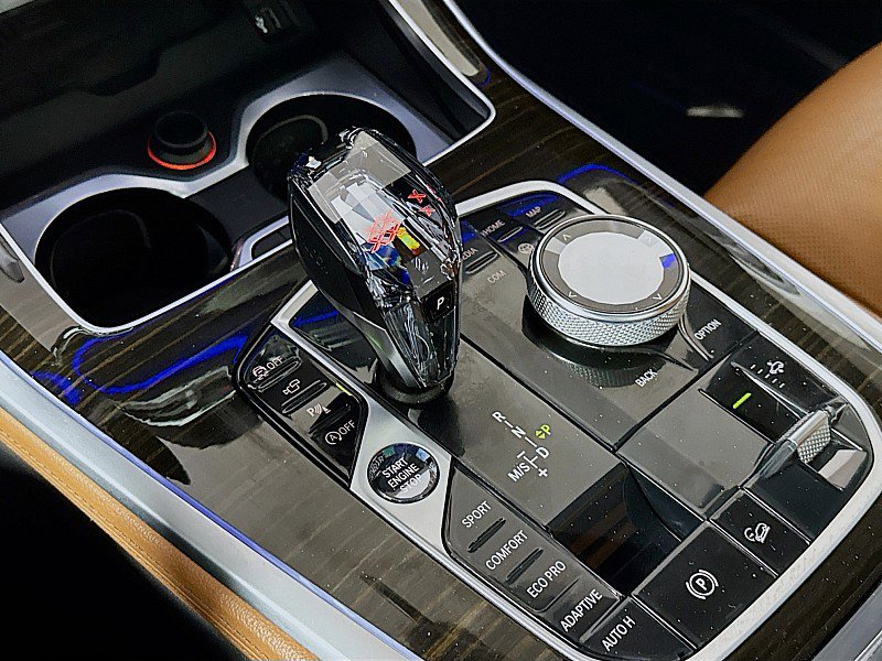 Used 2020 BMW X7 xDrive40i w/ Executive Package image 19