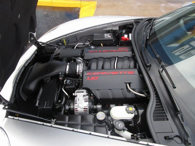 Used 2008 Chevrolet Corvette Convertible w/ Preferred Equipment Group image 9