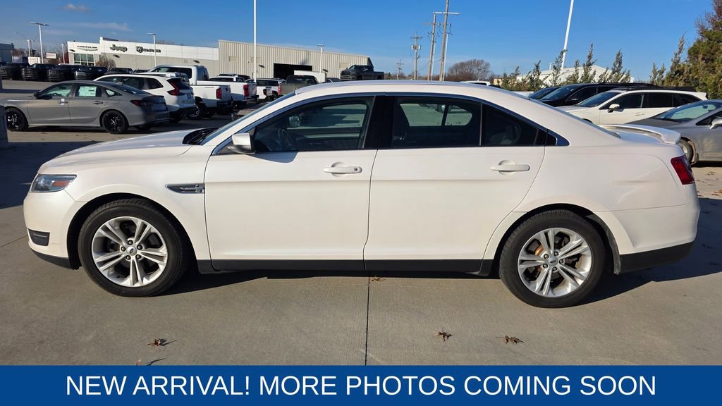 Used 2019 Ford Taurus SEL video 2