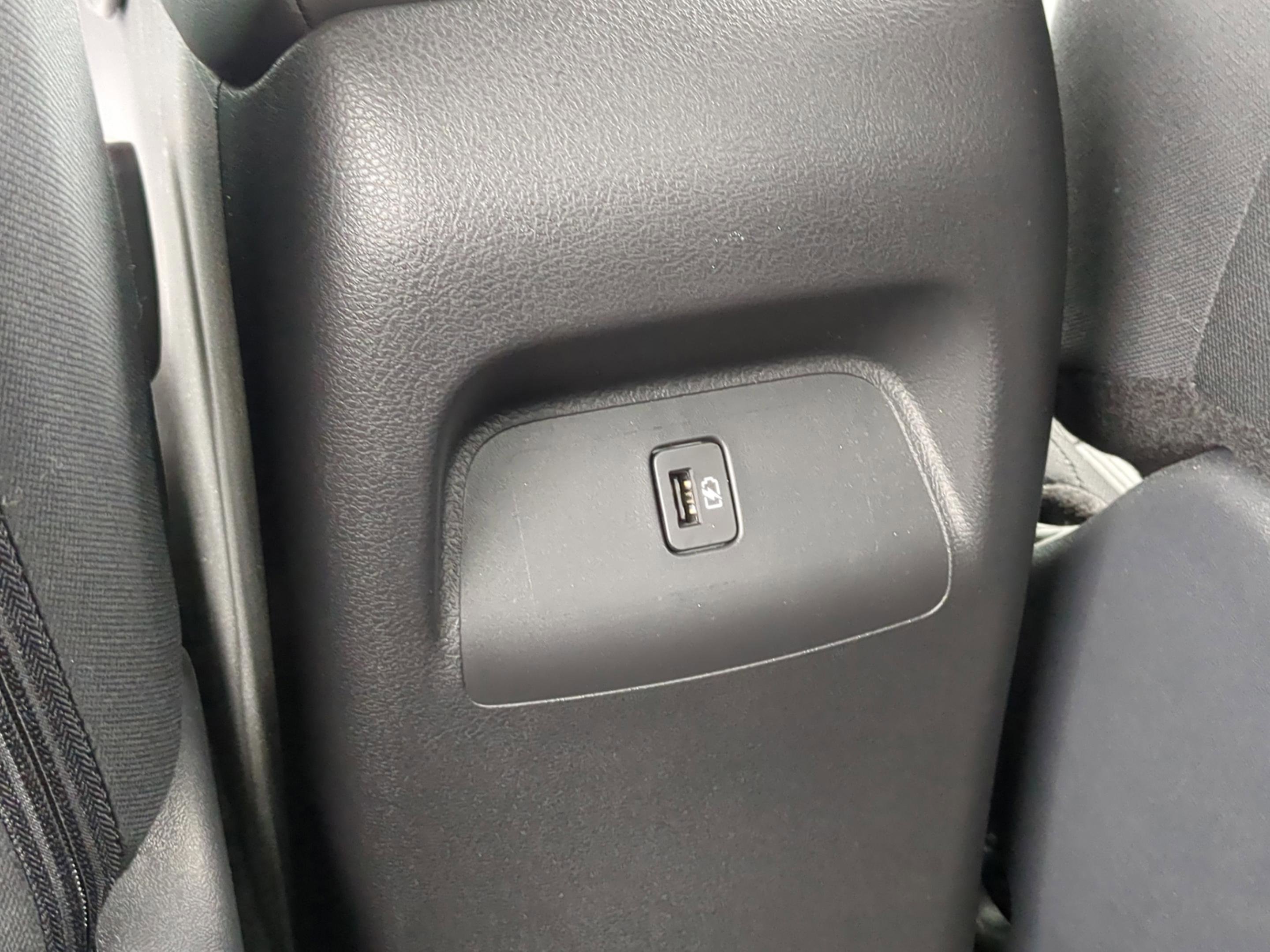 Used 2025 Nissan Sentra SV image 23