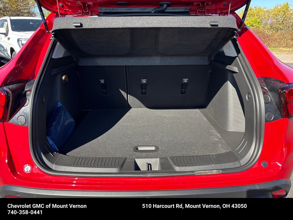 New 2026 Chevrolet Trax LT w/ Driver Confidence Package image 21