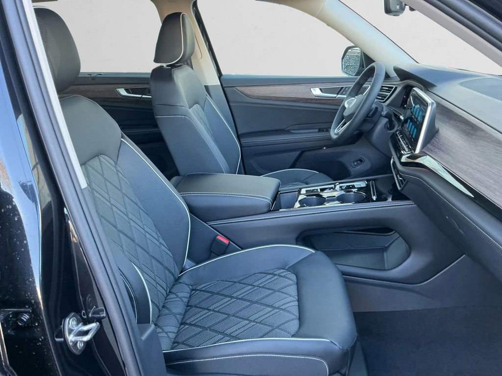 New 2026 Volkswagen Atlas SEL Premium R-Line image 14