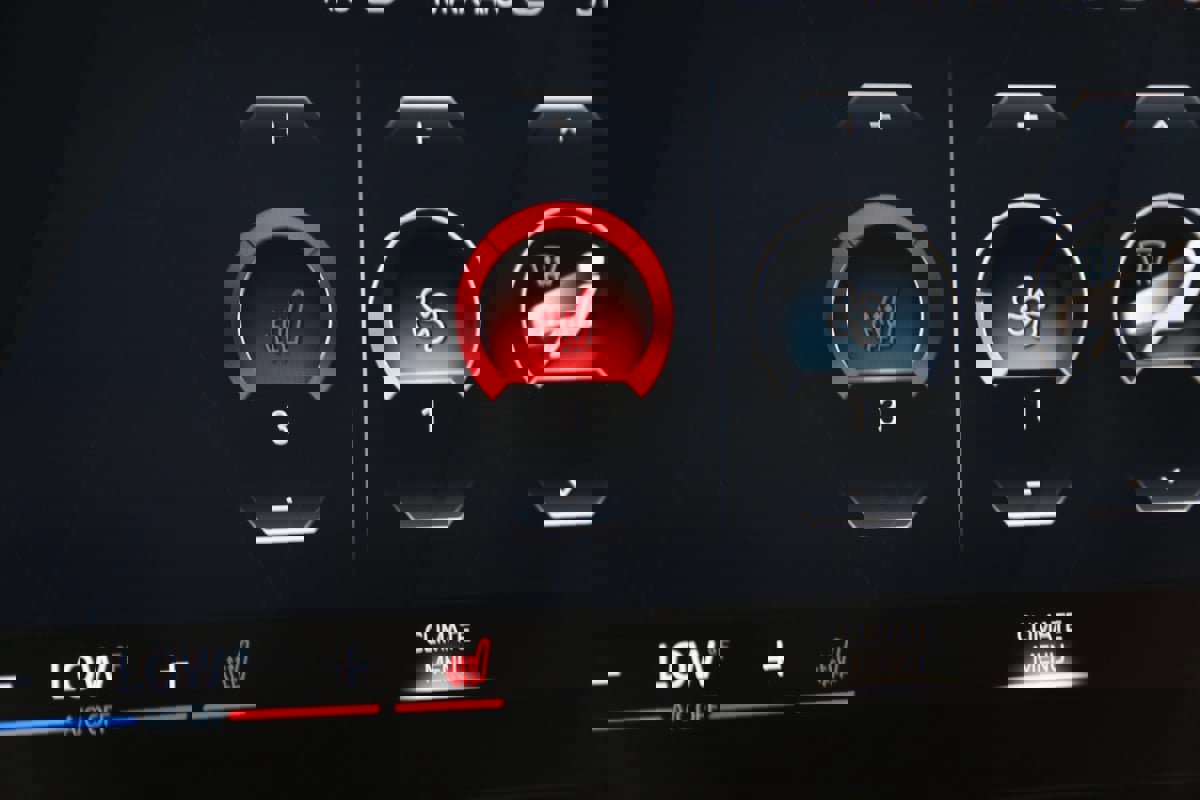 Used 2024 BMW M3 Competition w/ M Driver's Package image 9