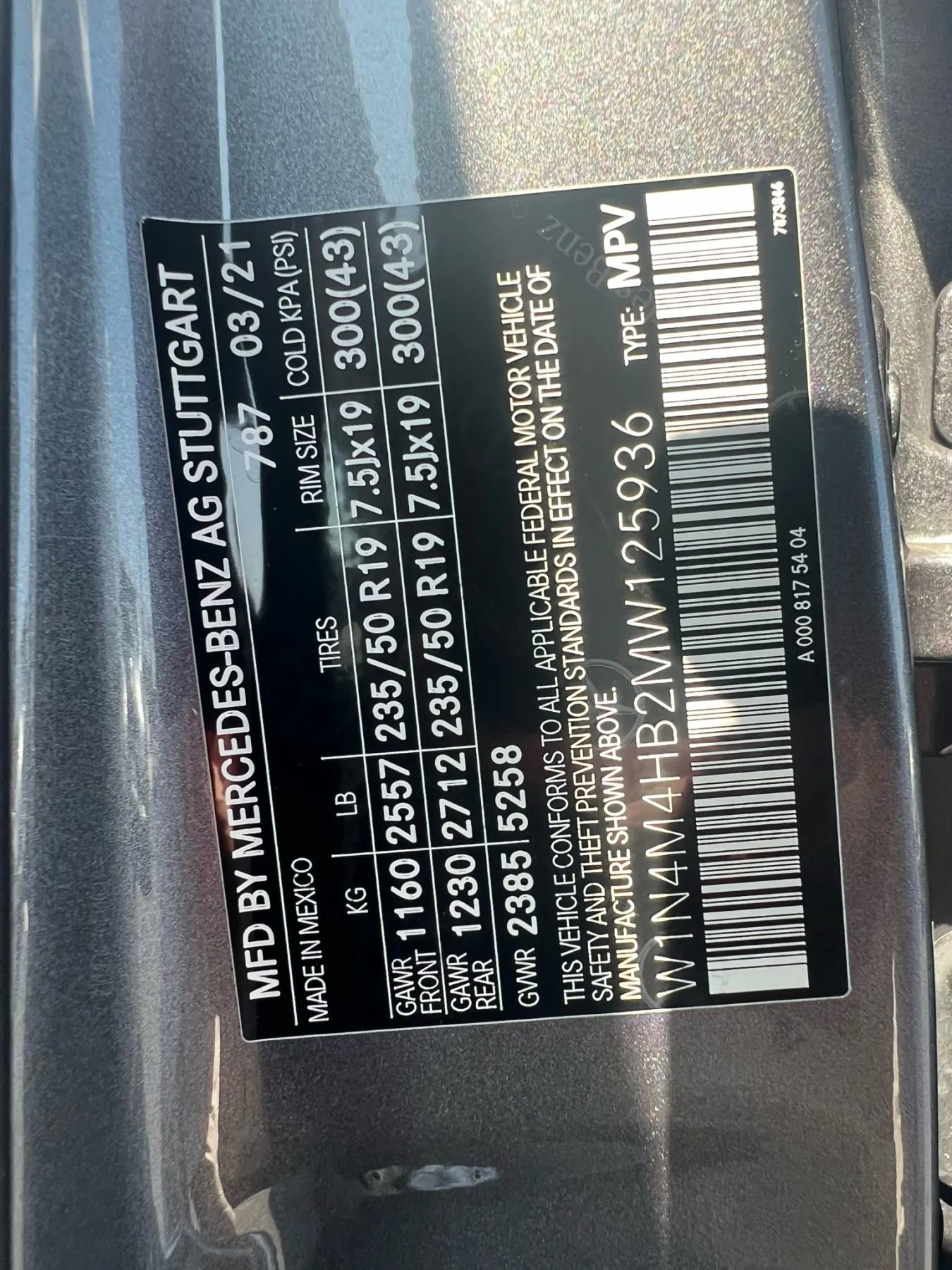 Used 2021 Mercedes-Benz GLB 250 4MATIC image 13