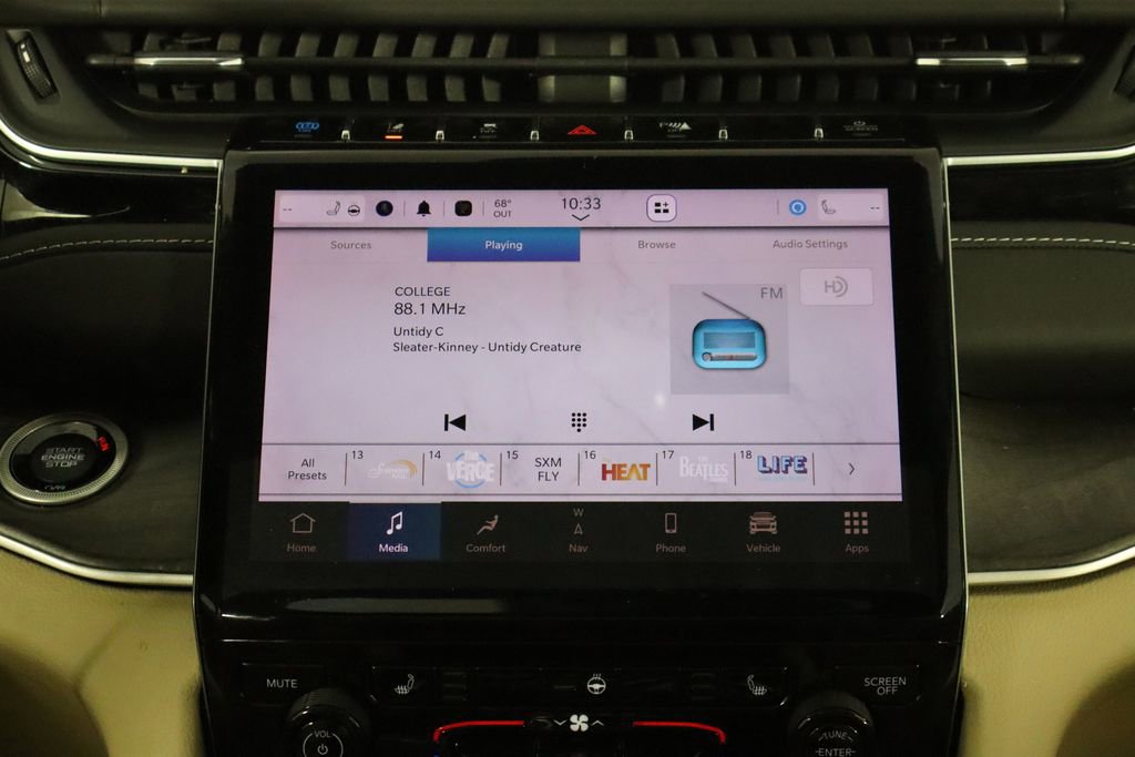 Used 2022 Jeep Grand Cherokee Limited 4xe AWD/4WD image 29
